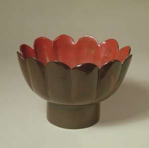 Cup, Song-dynastia (960-1279) (lakattu puu)