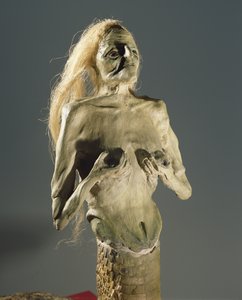Puoliksi nainen, puoliksi käärme olento, Melusinen kute, 1900