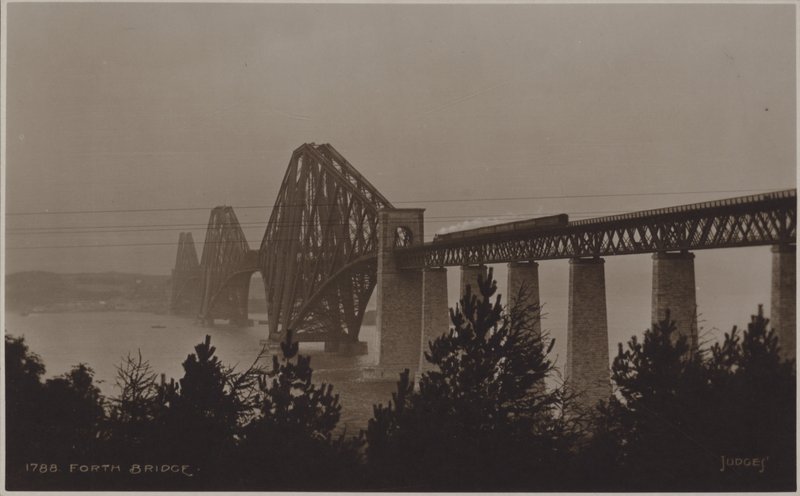Forth Bridge (m/w kuva) tekijältä (after) English photographer
