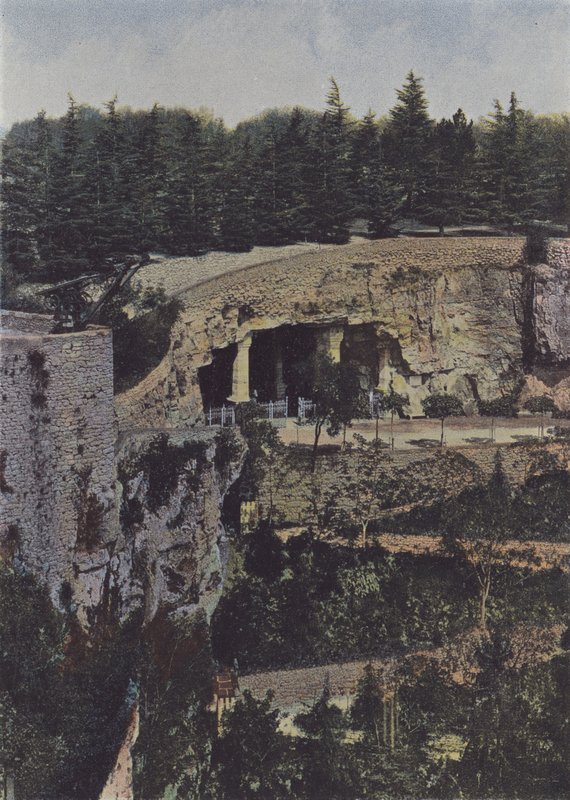 Roc-Amadour, Saint-Amadourin krypta (värillinen kuva) tekijältä (after) French Photographer