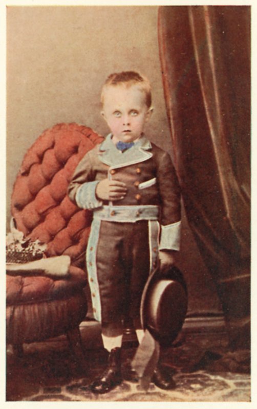 Max Minimus, nuori Max Beerbohm tekijältä English Photographer