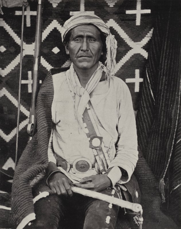 Navajoe-intiaani (m/w kuva) tekijältä American Photographer (after)