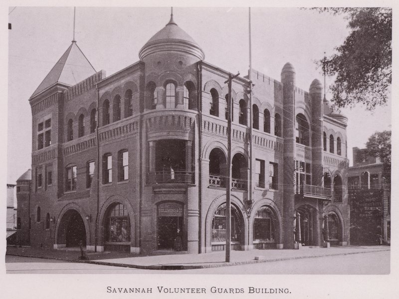 Savannah Volunteer Guards Building (m/w kuva) tekijältä American Photographer (after)