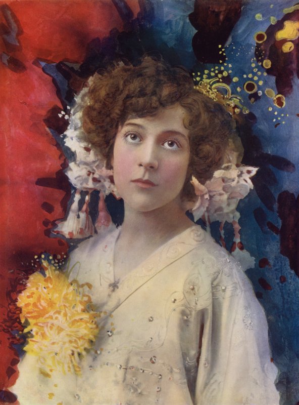 Miss F Collingbourne San Toyssa (värikuva) tekijältä English Photographer