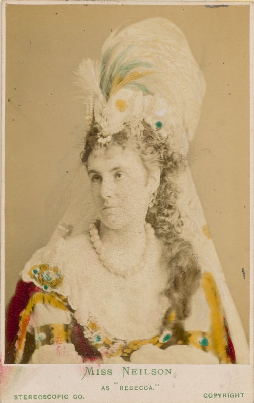 Adelaide Neilson tekijältä English Photographer