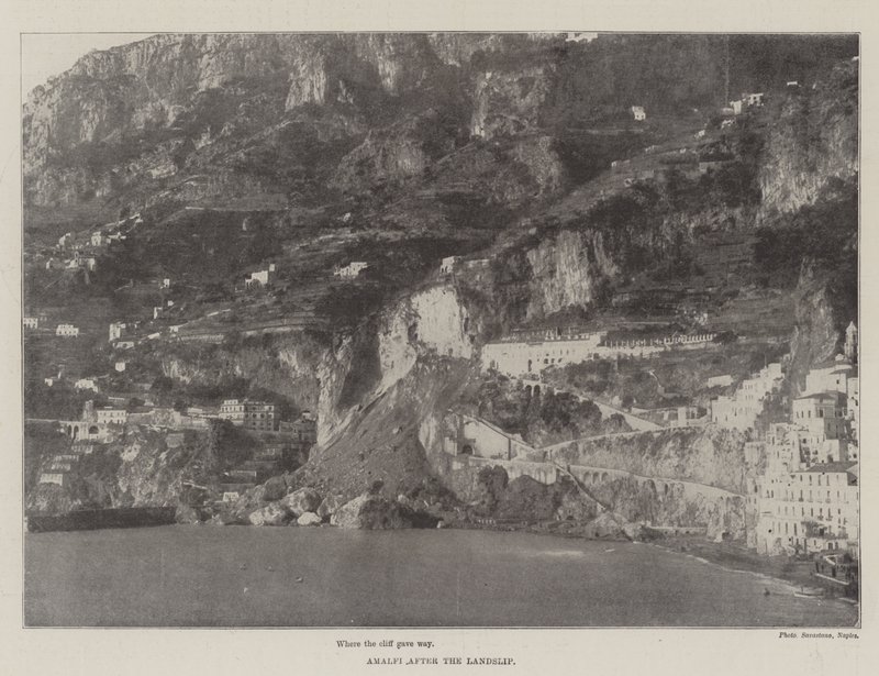 Amalfi maanvyörymän jälkeen tekijältä English Photographer