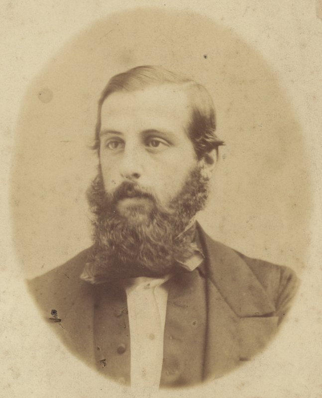Arthur Evershed tekijältä English Photographer