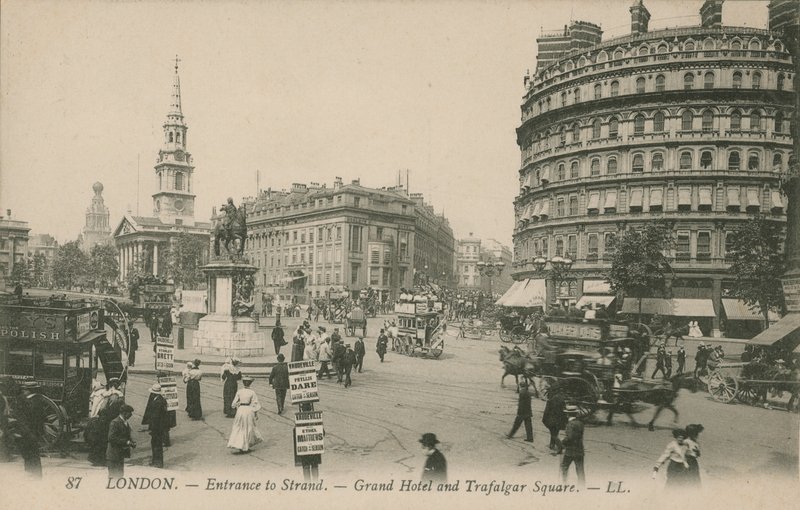 Grand Hotel ja Trafalgar Square, Lontoo tekijältä English Photographer