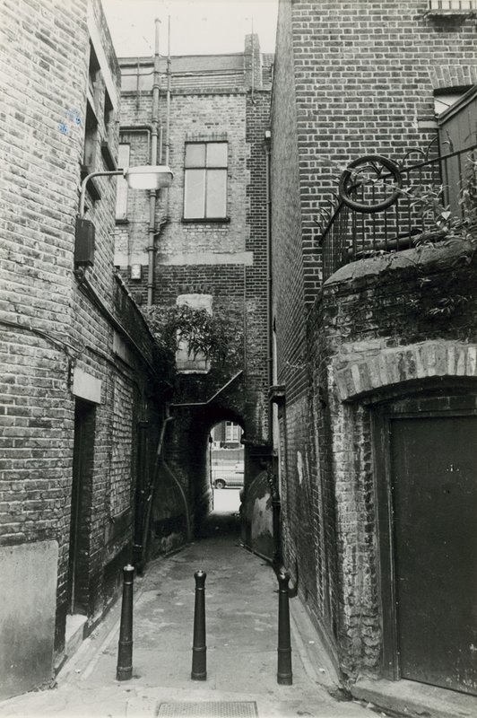 Viiltäjä Jack: Woods Buildings, Whitechapel Road tekijältä English Photographer