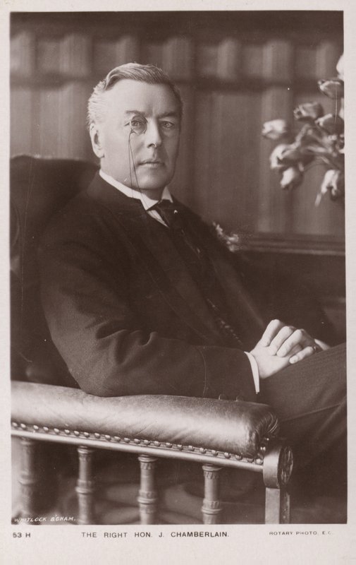 Joseph Chamberlain tekijältä English Photographer