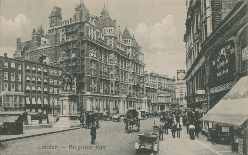 Knightsbridge, Lontoo tekijältä English Photographer