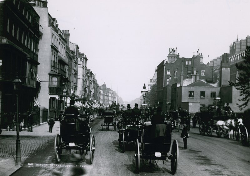Oxford Street, Lontoo, katsot itään tekijältä English Photographer