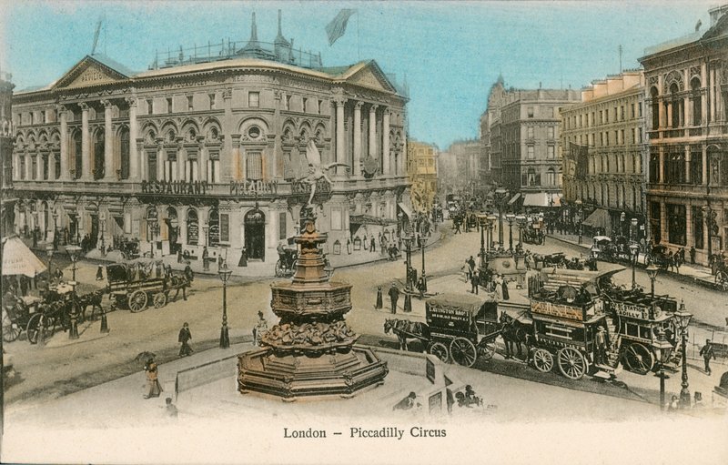 Piccadilly Circus, Lontoo tekijältä English Photographer