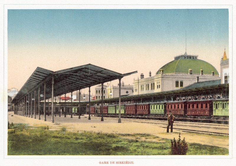 Gare De Sirkiedji (värikuva) tekijältä European Photographer