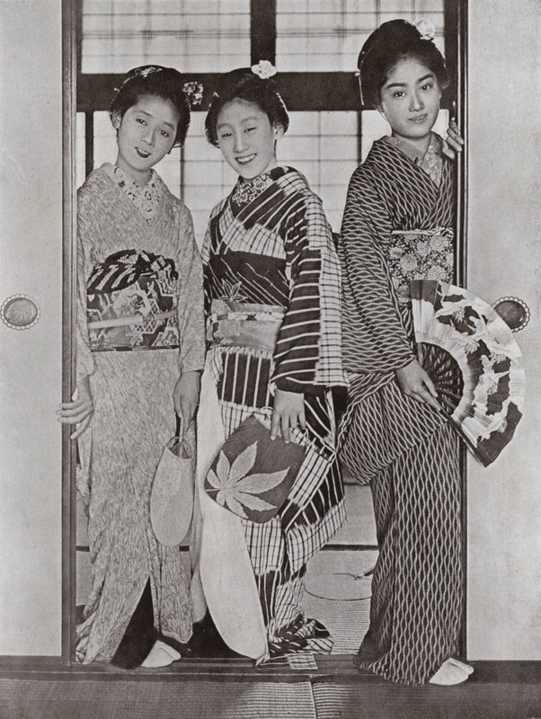 Geisha (m/w kuva) tekijältä Herbert Ponting