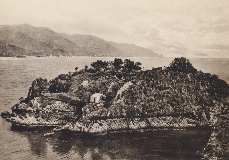 Taormina, Isola S Nicola (s/w valokuva) tekijältä Italian Photographer