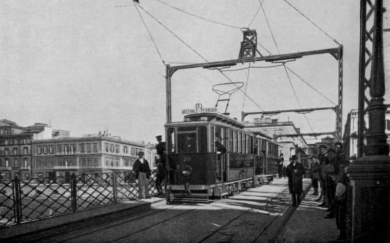 Taranto, Kääntösilta (b/w kuva) tekijältä Italian Photographer
