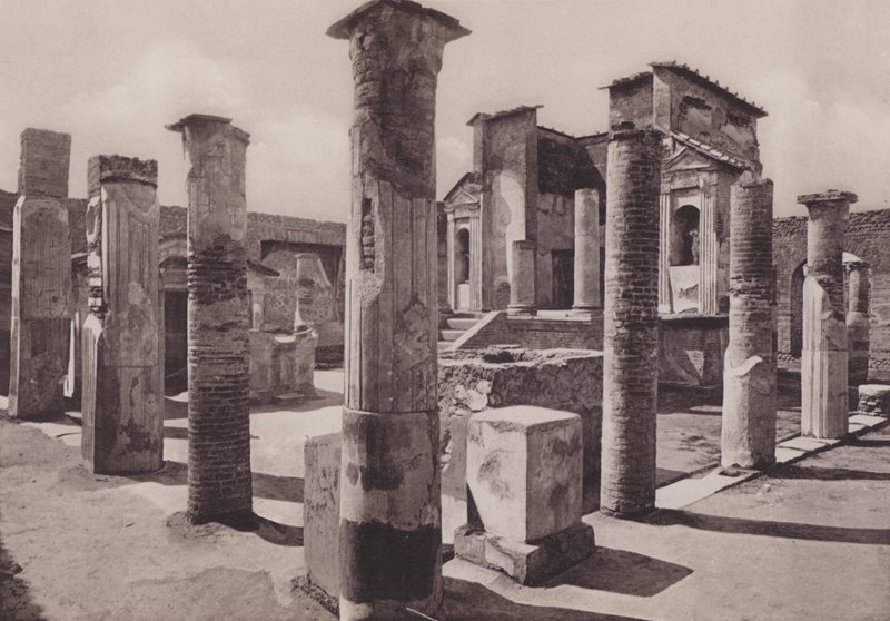 Tempio Di Iside, Isisin temppeli (m/w kuva) tekijältä Italian Photographer