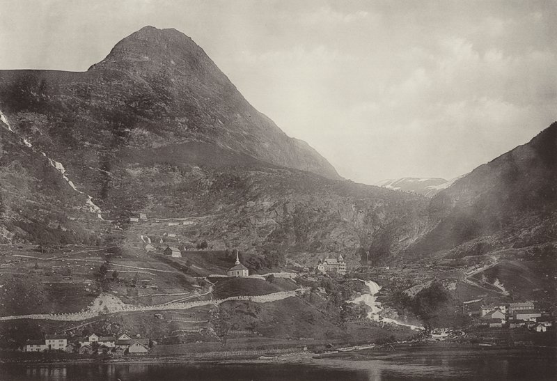 Merok, Geiranger (m/w kuva) tekijältä Norwegian Photographer