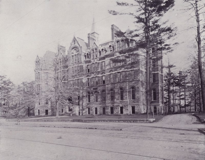 Kanada: McMaster Hall, Toronto (m/v kuva) tekijältä Photographer Canadian