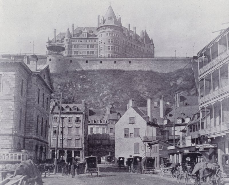 Kanada: Chateau Frontenac, Quebec (m/w kuva) tekijältä Photographer Canadian