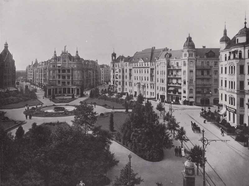 Viktoria Luise-Platz (m/w kuva) tekijältä Photographer German