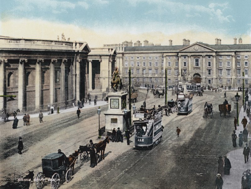 College Green, Dublin (värikuva) tekijältä Photographer Irish