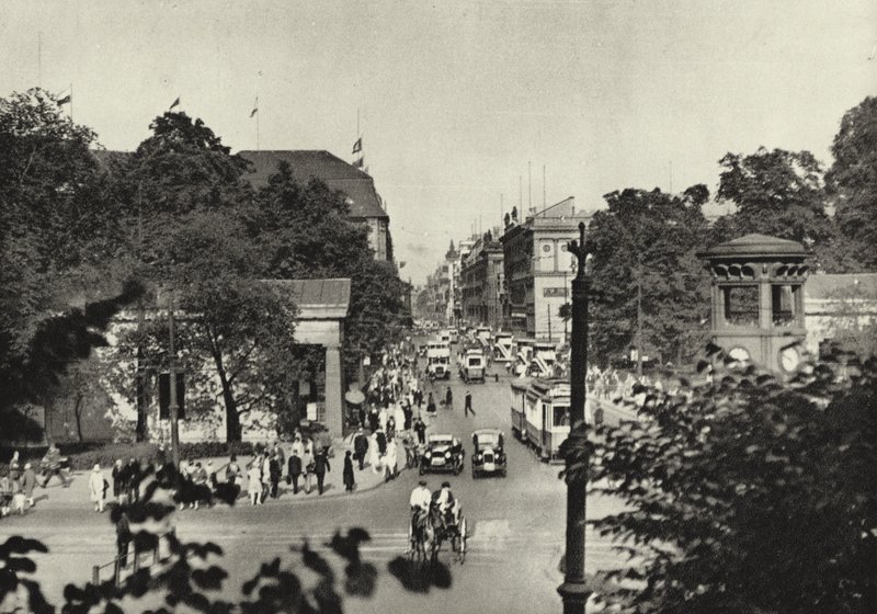 Berliini: Potsdamer Platz (m/w kuva) tekijältä Sasha Stone